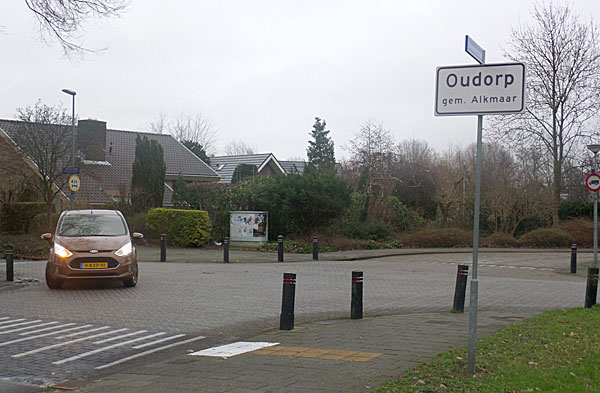 Oudorp actueel blauwe plaatsnaamborden